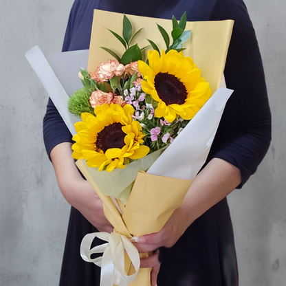 Garden Sunflower Bloom Bouquet